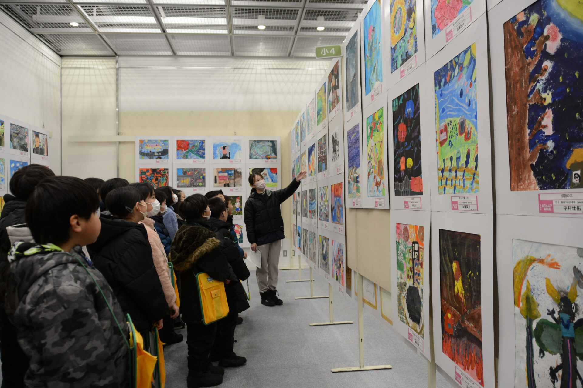 新潟県ジュニア美術展覧会・柏崎展始まる 感性豊かな作品ずらり | 柏崎